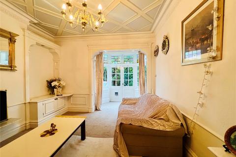 4 bedroom detached house to rent, South Croydon, CR2