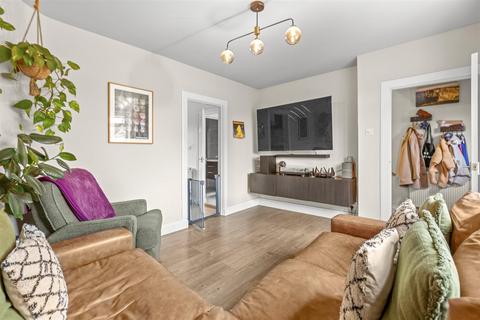 3 bedroom semi-detached house for sale, Totteridge Road, High Wycombe HP13