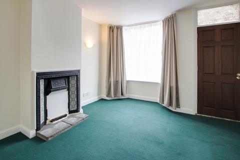 2 bedroom end of terrace house to rent, Russell Street, St. Neots PE19