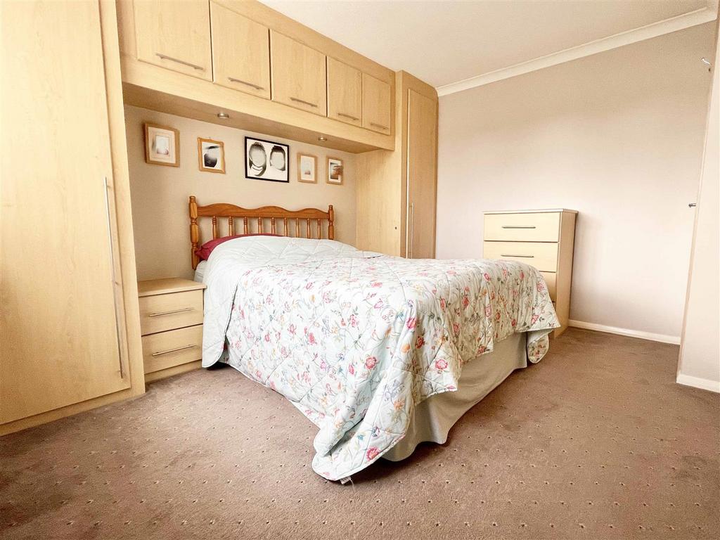 BED1 A.jpg