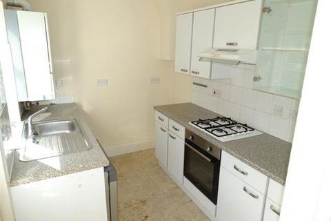 2 bedroom terraced house to rent, Queens Road, Fletton, PE2 8BS