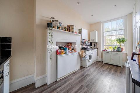 1 bedroom flat to rent, Sutton Court, Fauconberg Road, London, W4