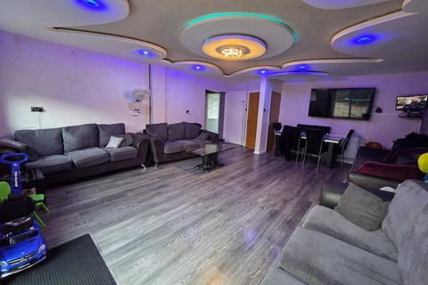 undefined, High Park crescent, BD9 6HT