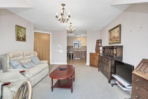 2 bedroom retirement property for sale, Airfield Road, Bury St. Edmunds