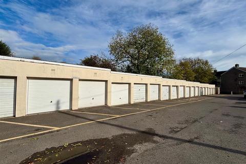 undefined, Austin Close, Frome BA11