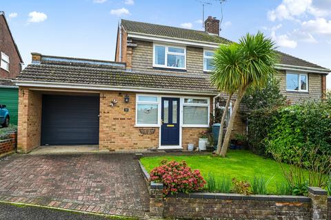 undefined, Willow Drive, Ashford TN26