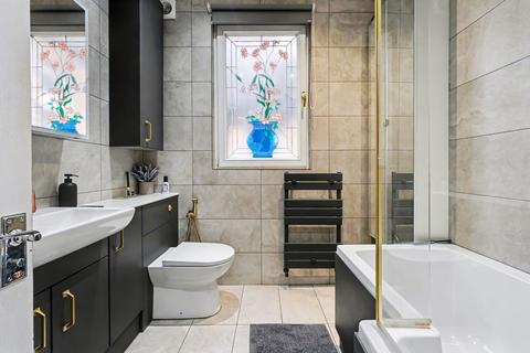 5 bedroom terraced house for sale, Colchester Road, London, E10