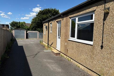 Retail property (high street) to rent, 96 Westborough Rd Maidenhead SL6 4AS