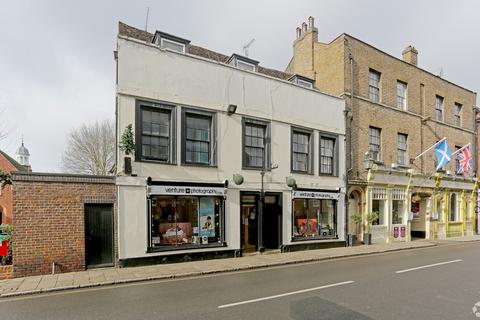 Retail property (high street) to rent, 109 High St Windsor SL4 6AN