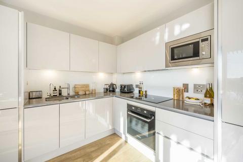 2 bedroom flat for sale, Greyhound Parade, Wimbledon SW17
