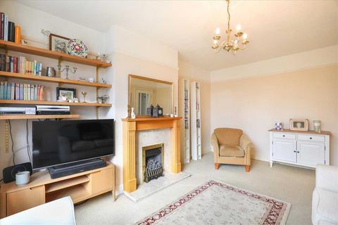3 bedroom semi-detached house for sale, Queensway, Wellingborough