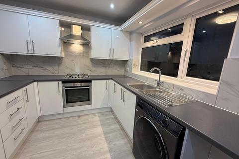 undefined, Lorne Close, Slough SL1