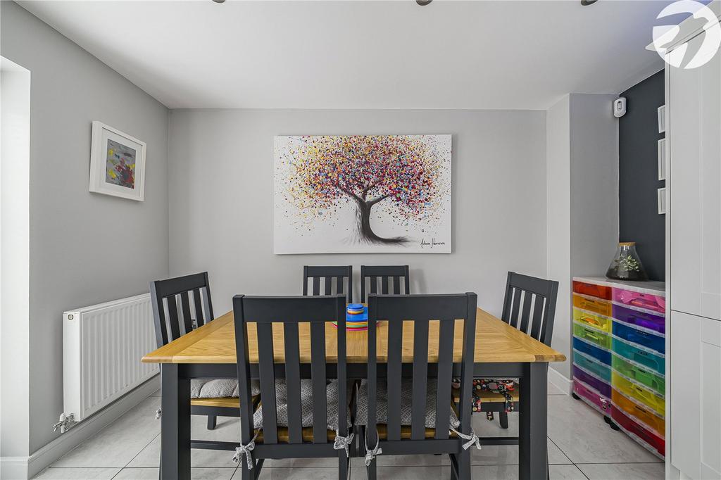 Kitchen/Dining