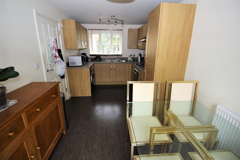 Kitchen diner