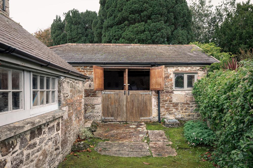 317913 - MH TREROSE MANOR-80.jpg