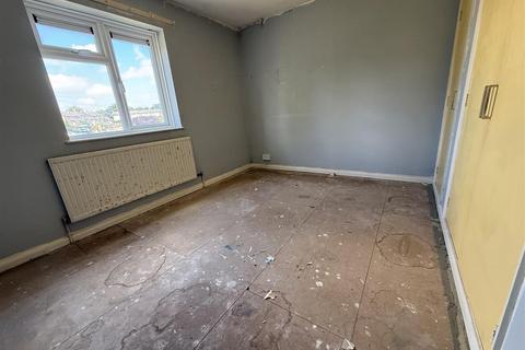 2 bedroom flat for sale, Westwood Road, Corsham