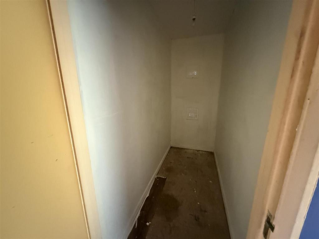 Image00004.jpeg