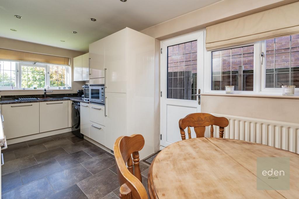 Kitchen/breakfast area