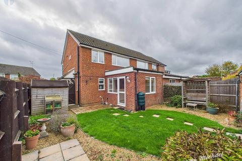 3 bedroom semi-detached house for sale, Ingram Avenue, Aylesbury, Buckinghamshire