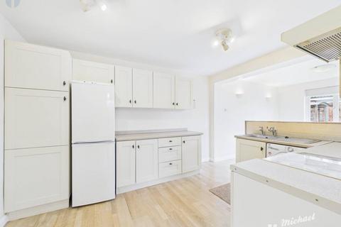 3 bedroom semi-detached house for sale, Ingram Avenue, Aylesbury, Buckinghamshire