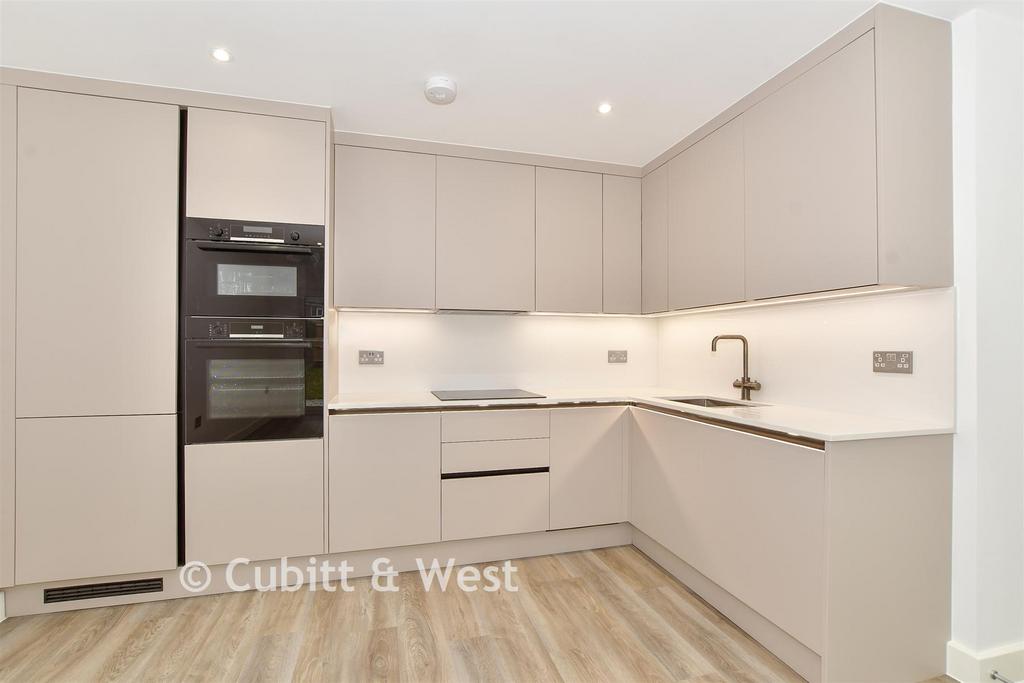 Lounge/Kitchen
