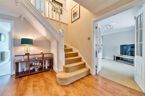 undefined, Walnut Close, Bromham