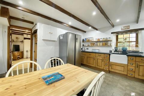 undefined, Wallis, Haverfordwest