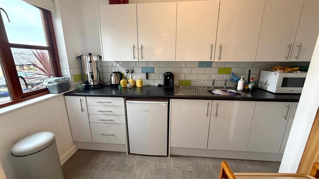 Communal  kitchen