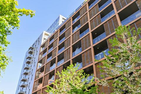 32 Barry Blandford Way, London E3
