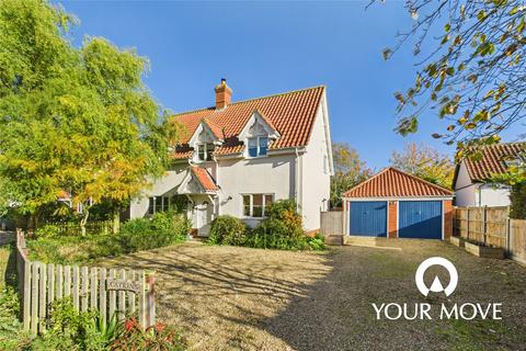 4 bedroom detached house for sale, Whyte Horse Meadow, Halesworth IP19