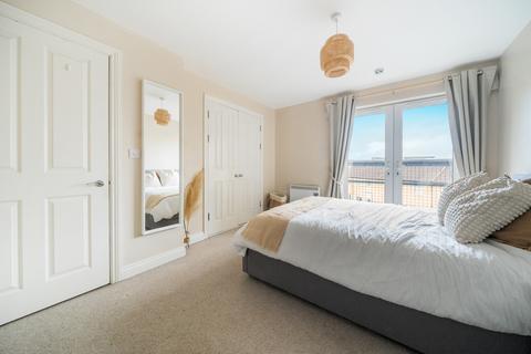 2 bedroom flat to rent, White Star Place, Hampshire SO14