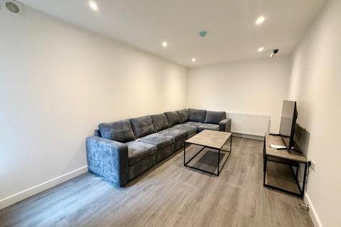 6 bedroom flat to rent, Havelock Place, Stoke-On-Trent ST1