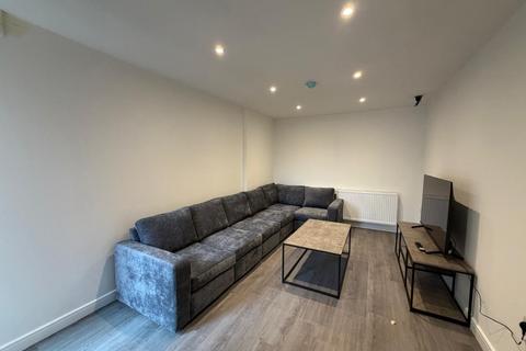 6 bedroom flat to rent, Havelock Place, Stoke-On-Trent ST1