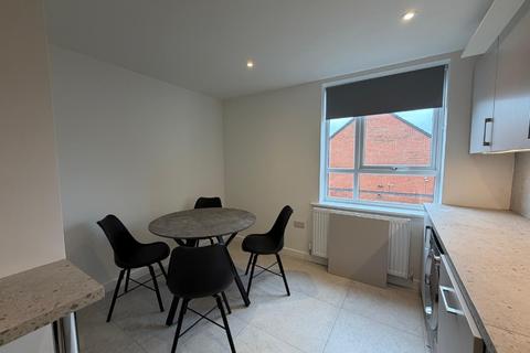 6 bedroom flat to rent, Havelock Place, Stoke-On-Trent ST1
