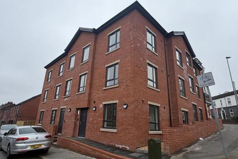 6 bedroom flat to rent, Havelock Place, Stoke-On-Trent ST1