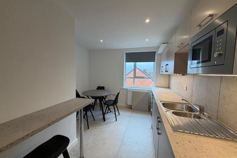 6 bedroom flat to rent, Havelock Place, Stoke-On-Trent ST1