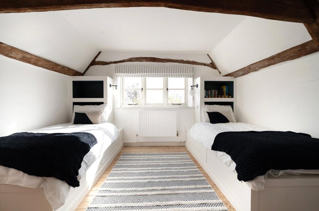 Top Floor Bed 6