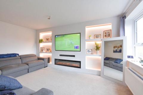 2 Asquith Avenue, Melksham, SN12 7GY