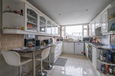 undefined, Marcus Way, Huddersfield, HD3