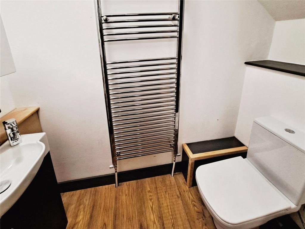 Cloakroom Wc