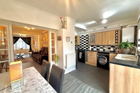 4 bedroom terraced house for sale, Swindon SN2