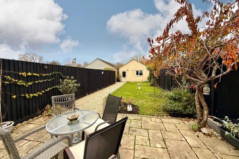 4 bedroom terraced house for sale, Swindon SN2