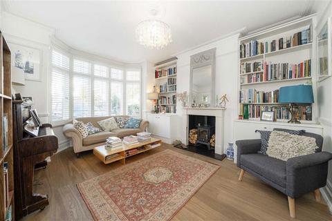 undefined, Bolton Gardens, Teddington TW11