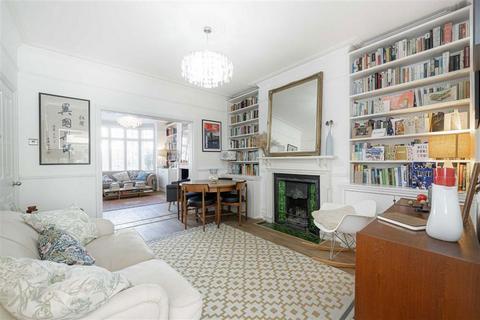 undefined, Bolton Gardens, Teddington TW11