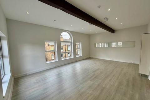 Retail property (high street) to rent - ASQUITH AVENUE, MORLEY
