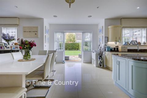 6 bedroom detached house for sale, Boleyn Row, Epping, Essex
