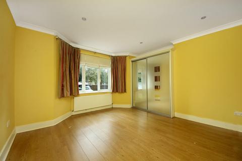 undefined, Twyford Crescent, Acton