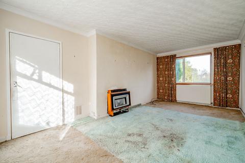 3 bedroom end of terrace house for sale, Easterton Avenue, Busby, G76