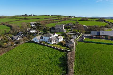 4 bedroom detached house for sale, Trelights, PL29