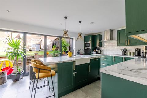 undefined, Fernbank Place, Ascot